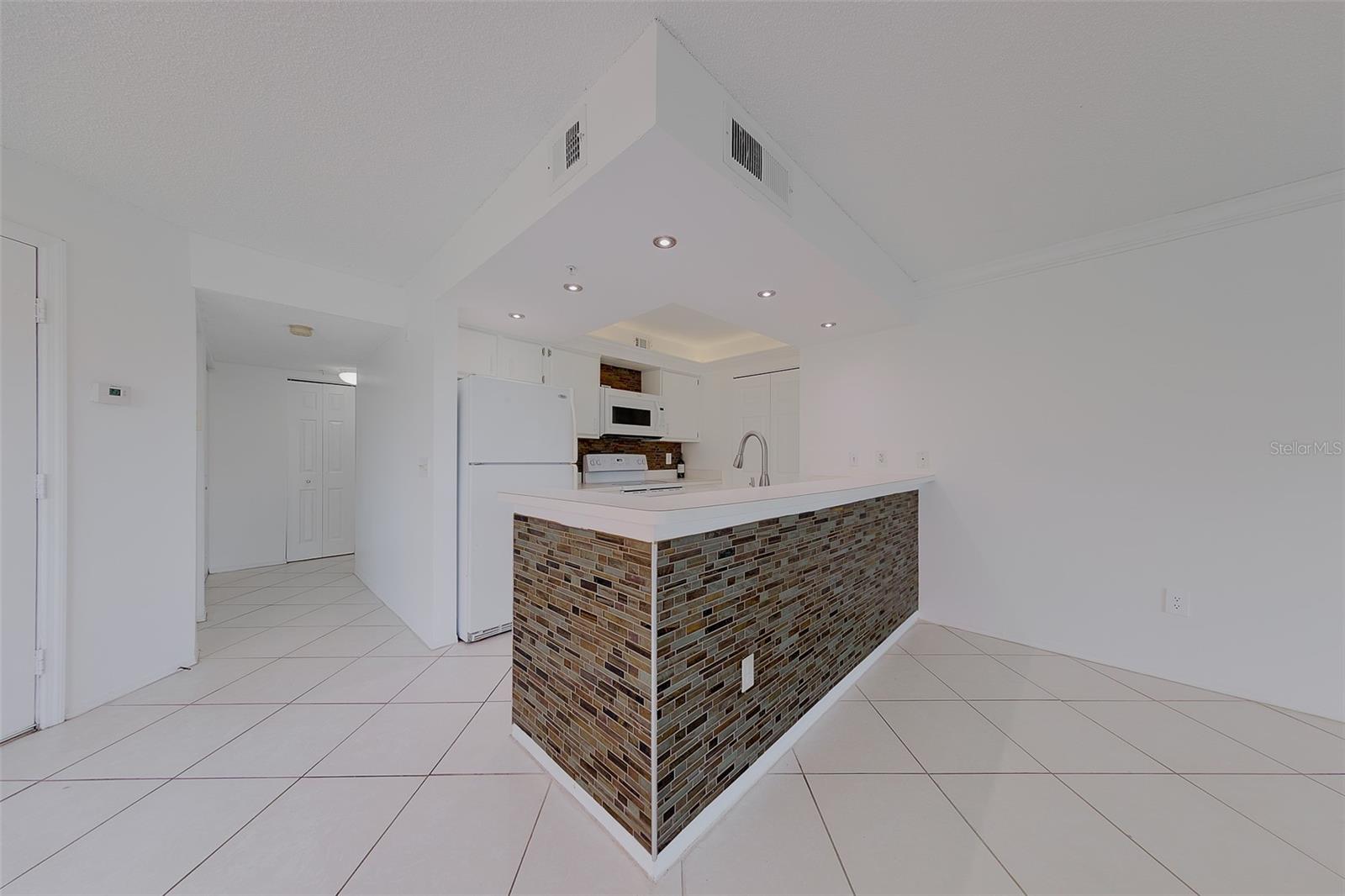 AUDUBON CONDO AT FEATHER SOUND - Residential
