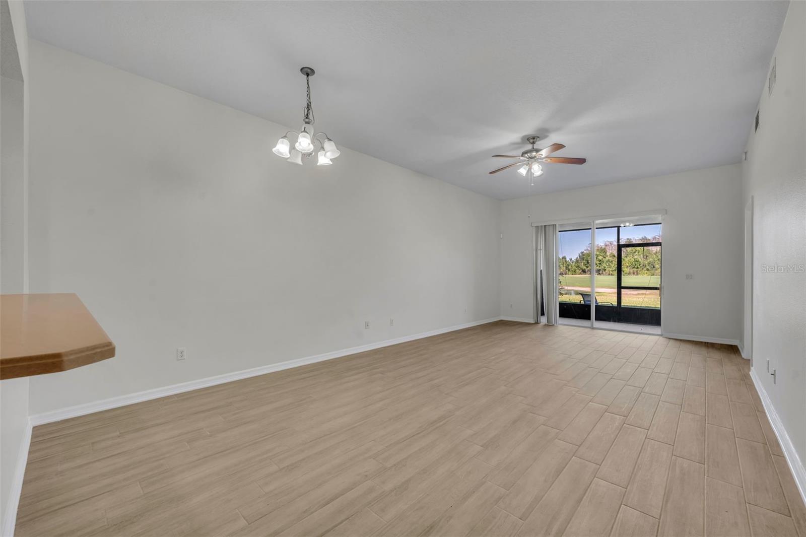 VERANDA II/LK HART - Residential Lease