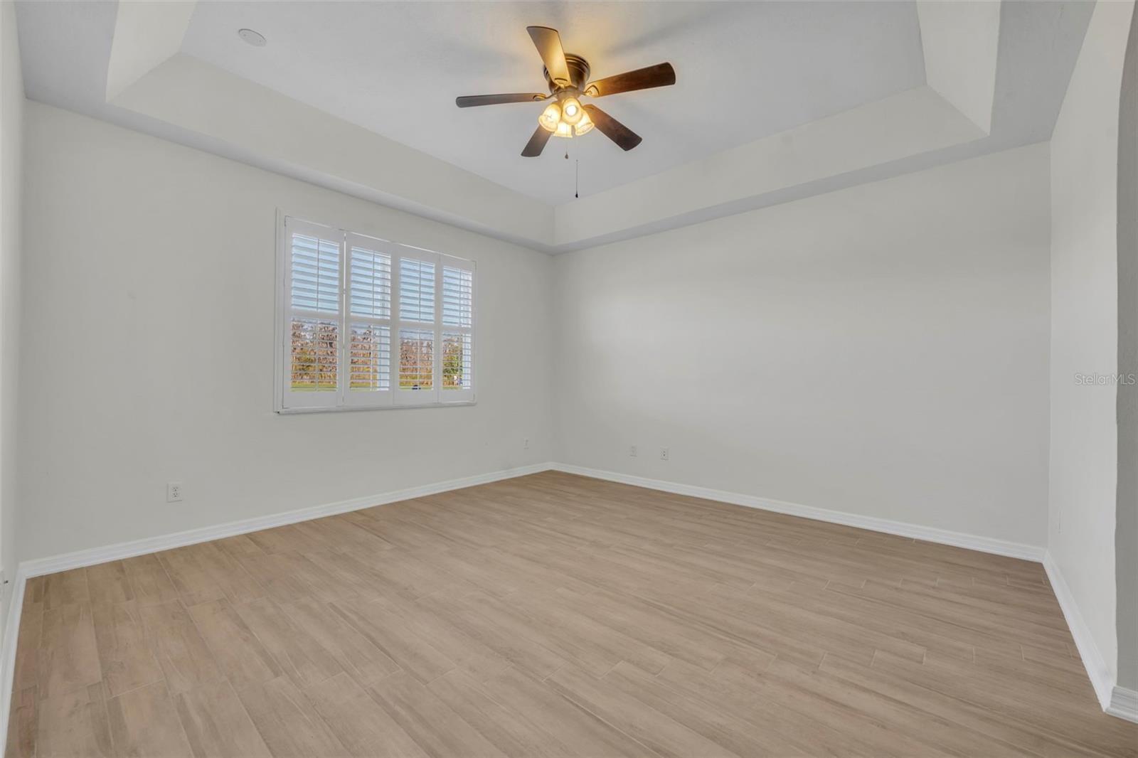 VERANDA II/LK HART - Residential Lease