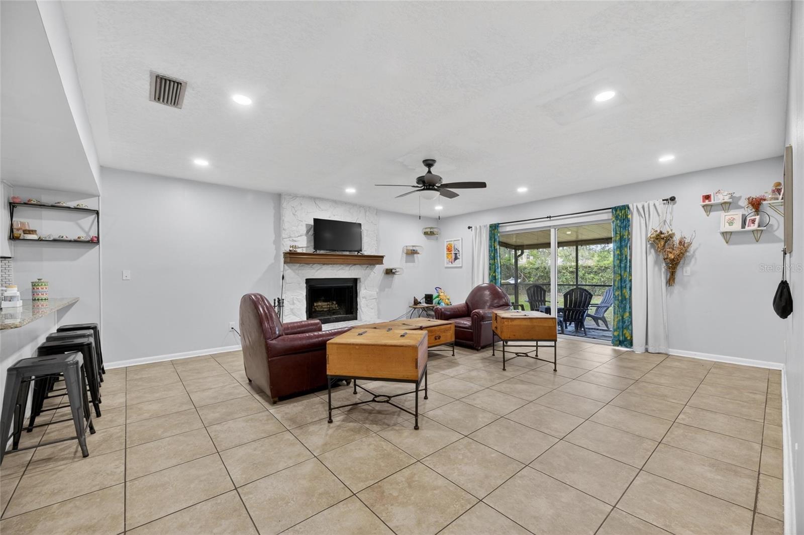 BLOOMINGDALE SEC D UNIT 1 - Residential