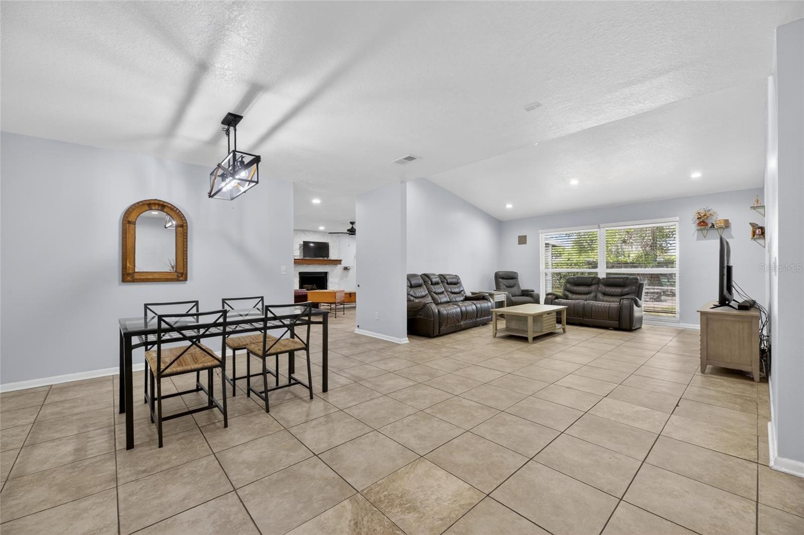 BLOOMINGDALE SEC D UNIT 1 - Residential