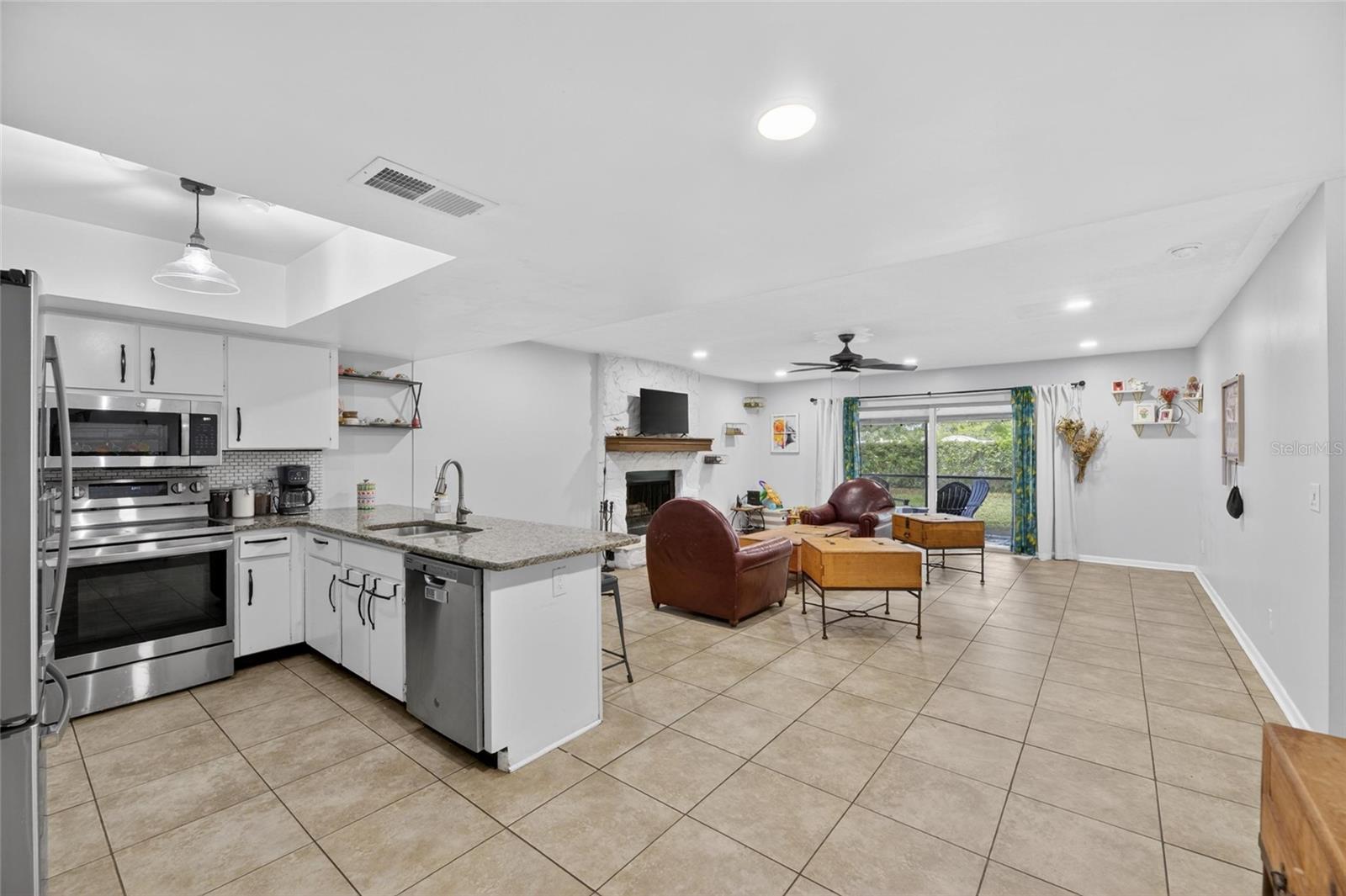 BLOOMINGDALE SEC D UNIT 1 - Residential