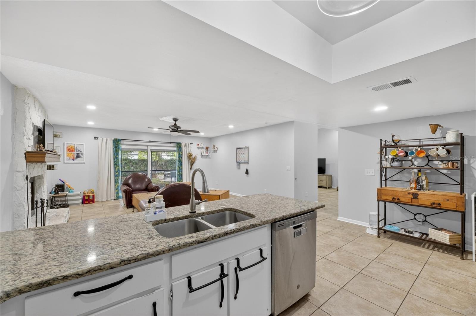 BLOOMINGDALE SEC D UNIT 1 - Residential