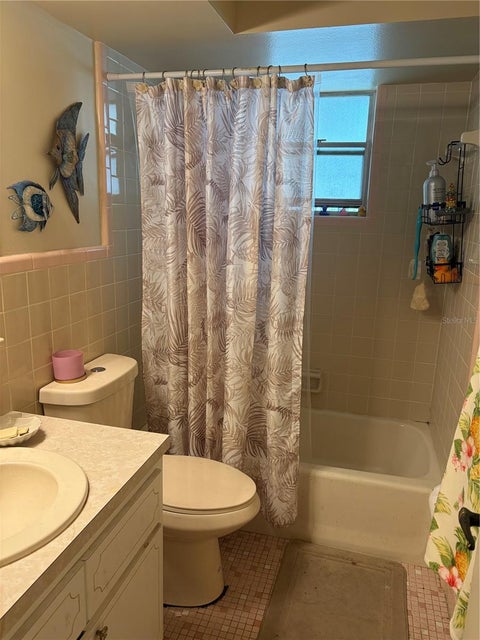 Tiny photo for 34205 Radio Road, Leesburg, FL 34788 (MLS # G5118205)