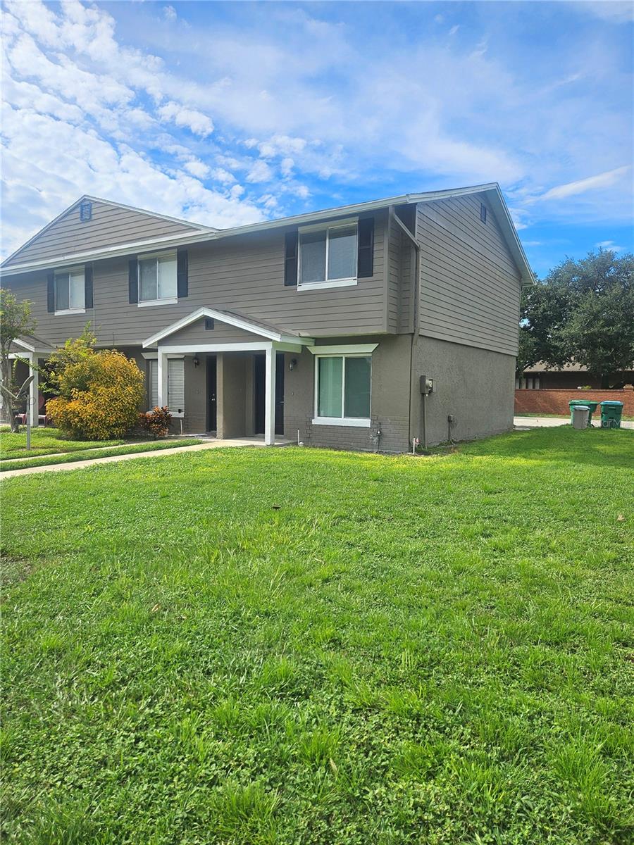 MOSS COVE - Residential