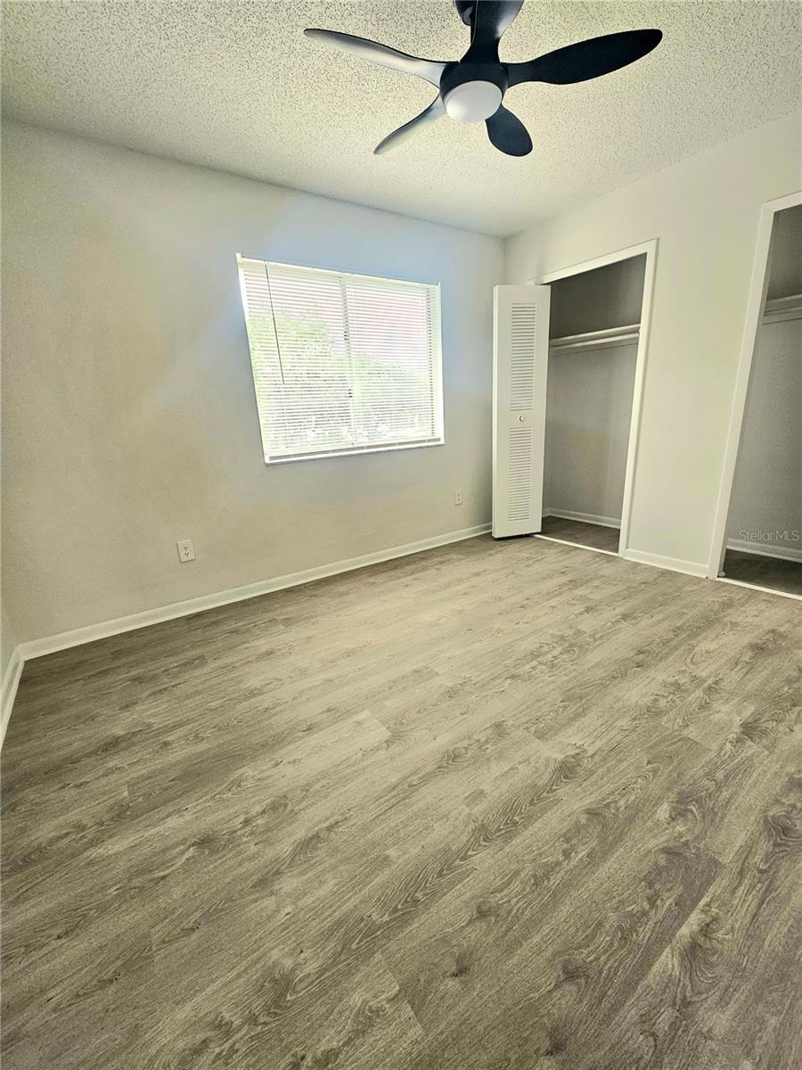 MOSS COVE - Residential