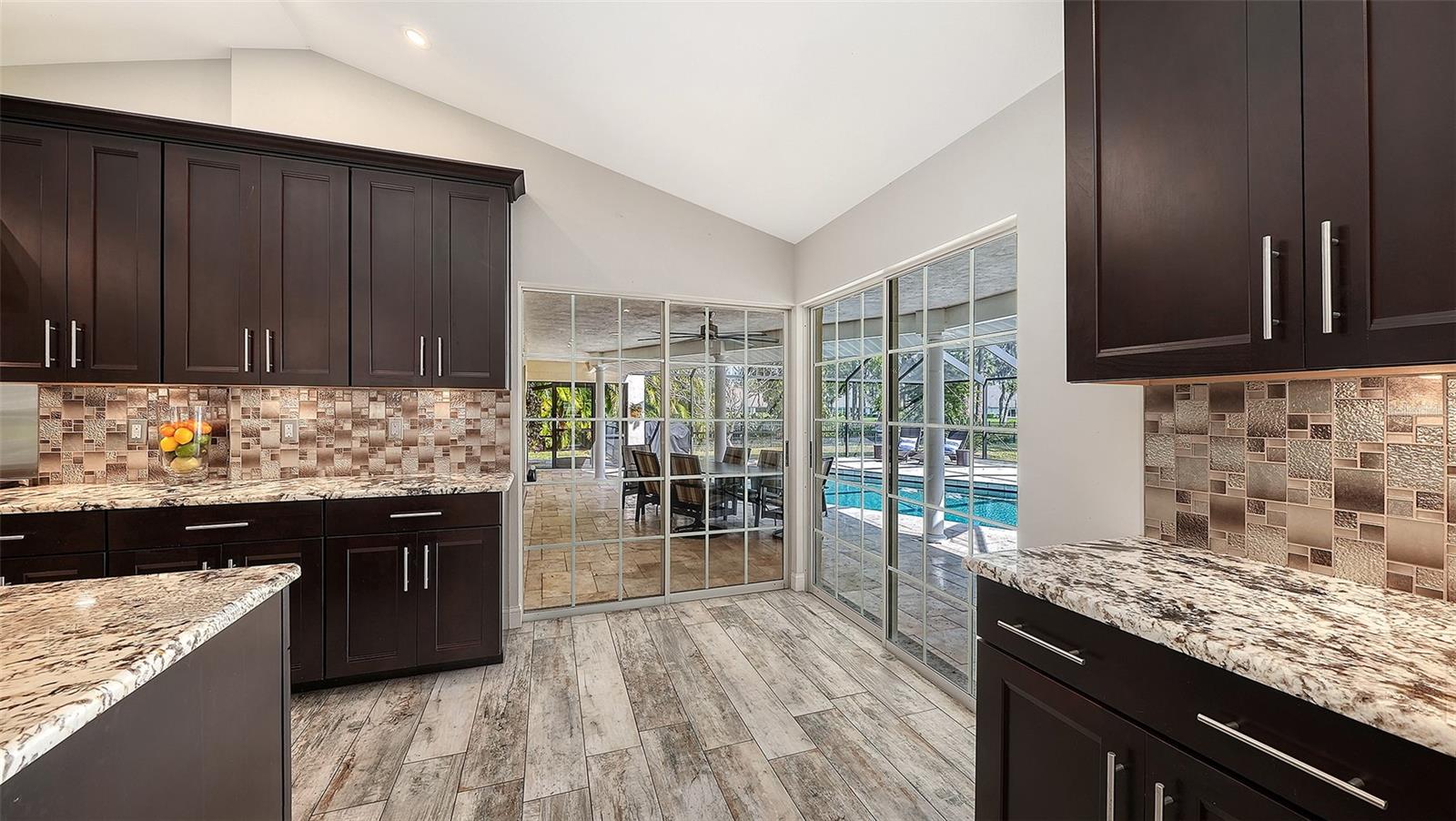 BROADMOOR PINES - Residential