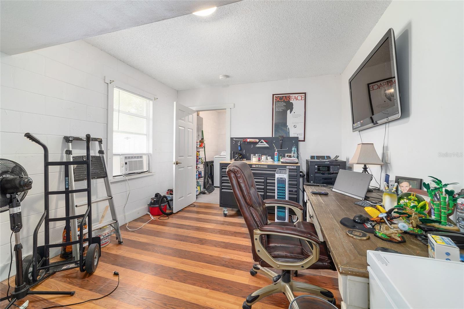 EASTSIDE ESTATE - Residential