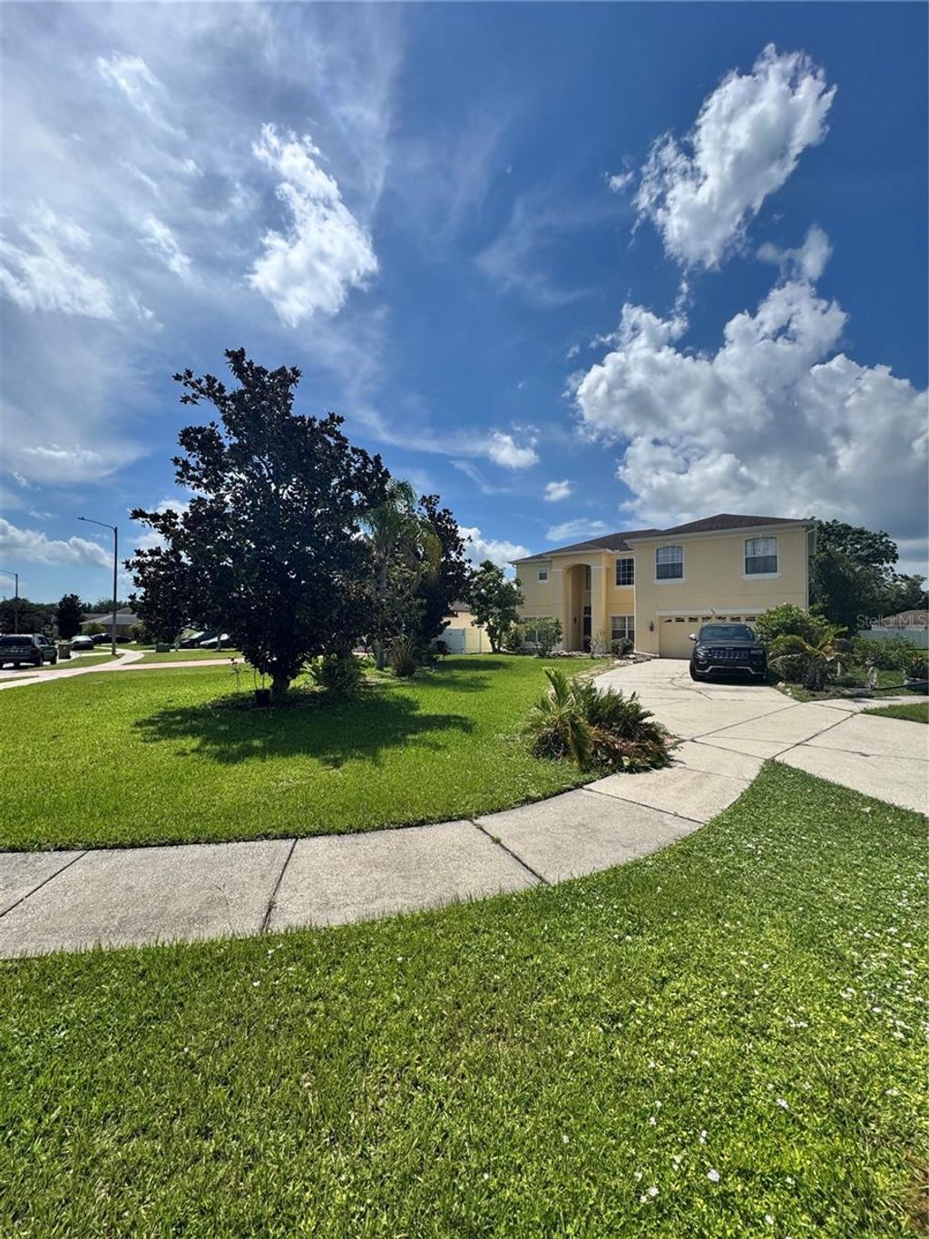 Photo of 418 Marlberry Leaf Court, Kissimmee, FL 34758 (MLS # O6333152)