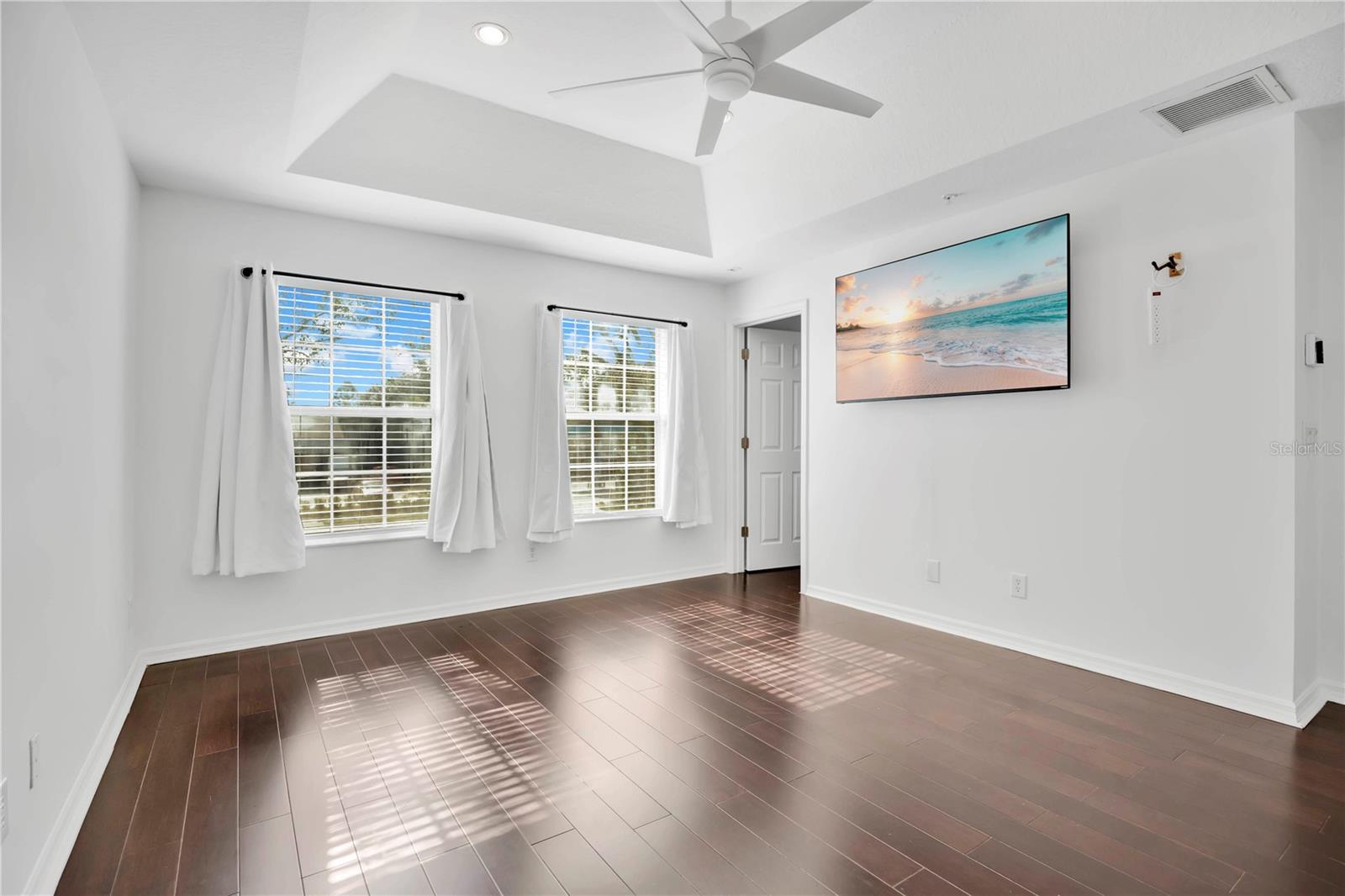 HARBOR WINDS - Residential Lease