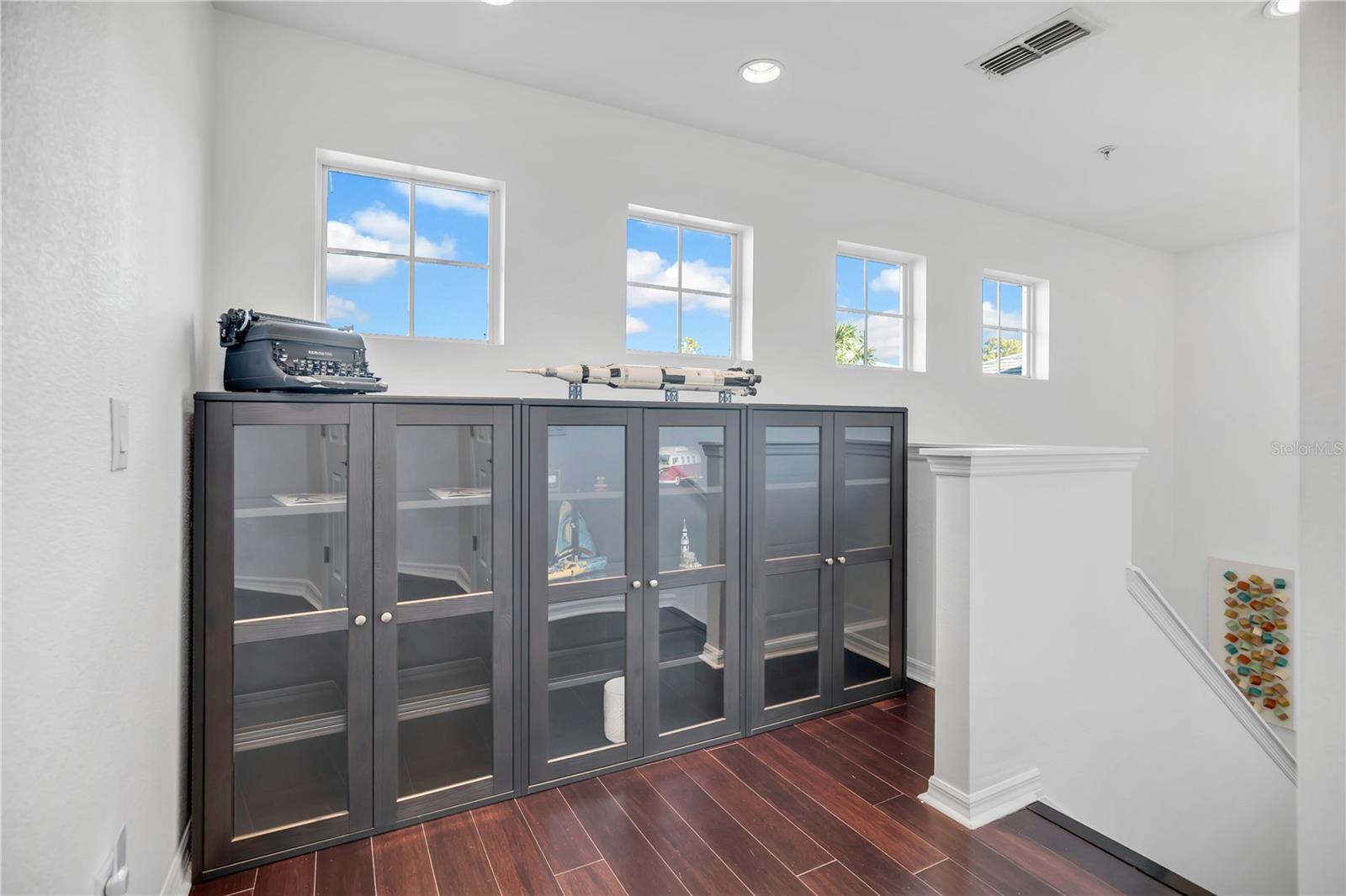 HARBOR WINDS - Residential Lease