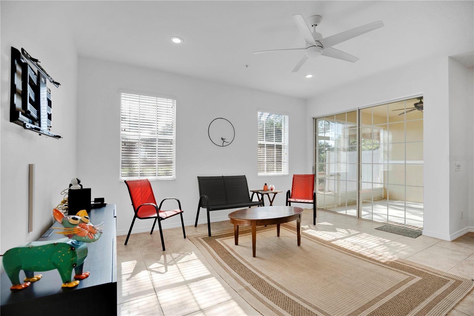 HARBOR WINDS - Residential Lease