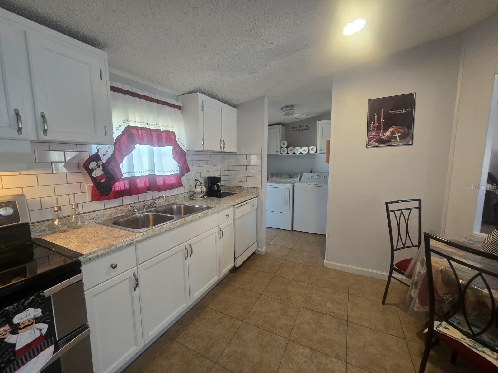 ANGUS VALLEY - Residential