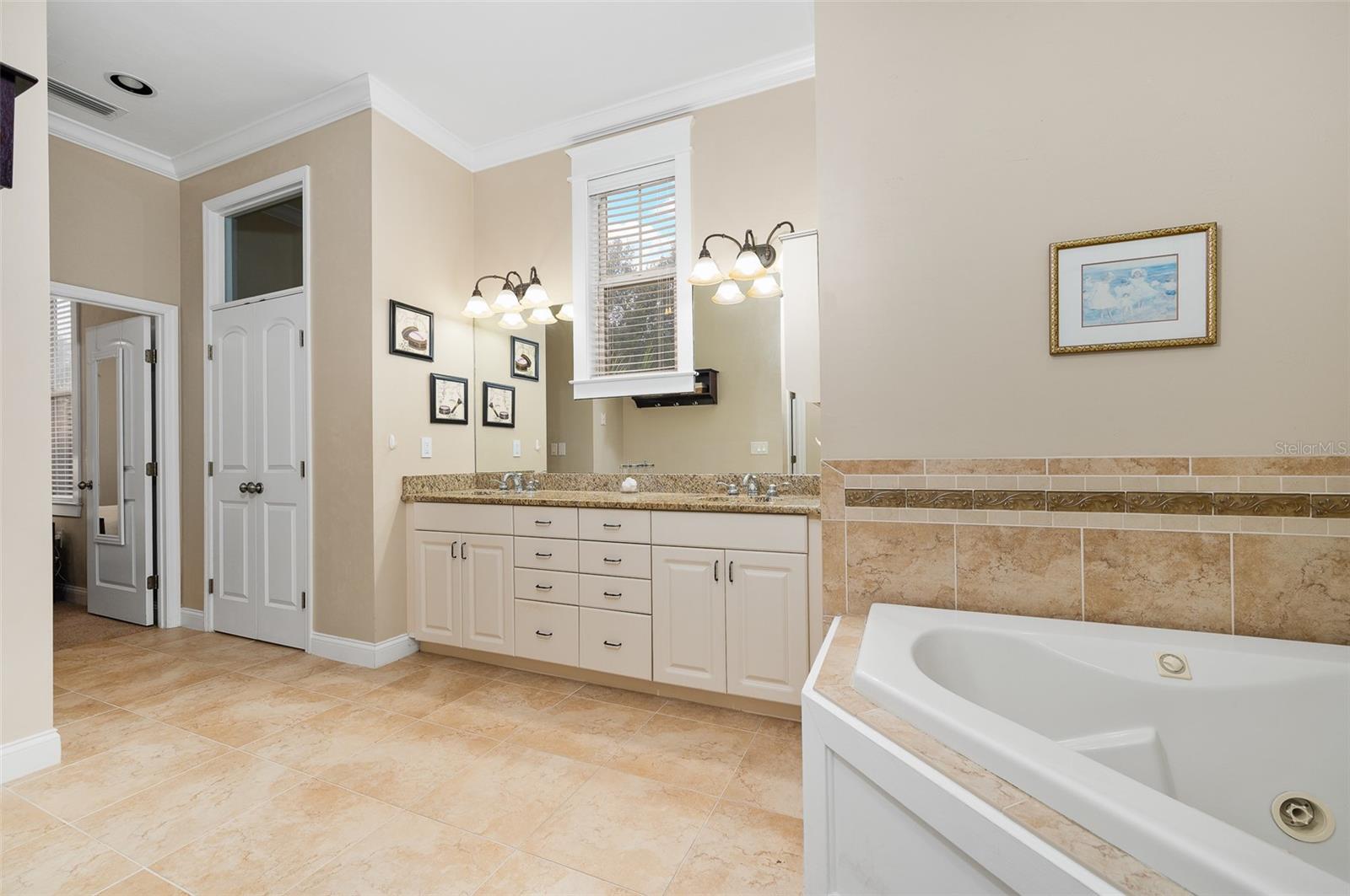 HAILE PLANTATION UNIT 34 PH 6 - Residential