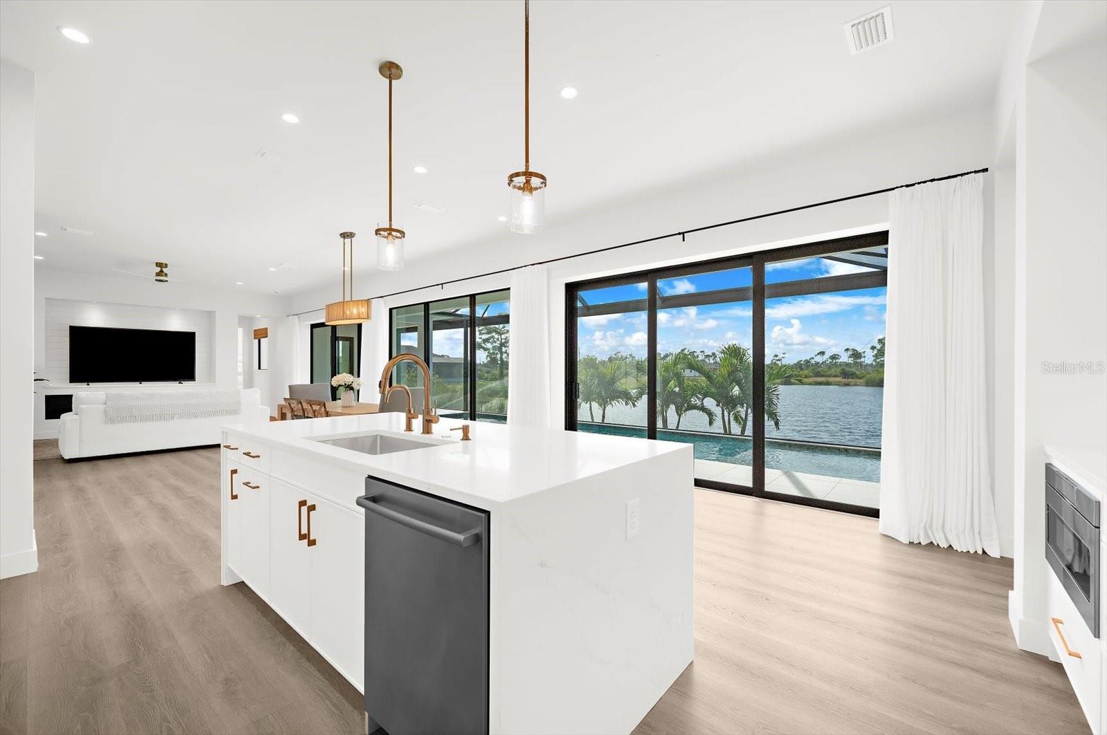 ROTONDA SANDS - Residential