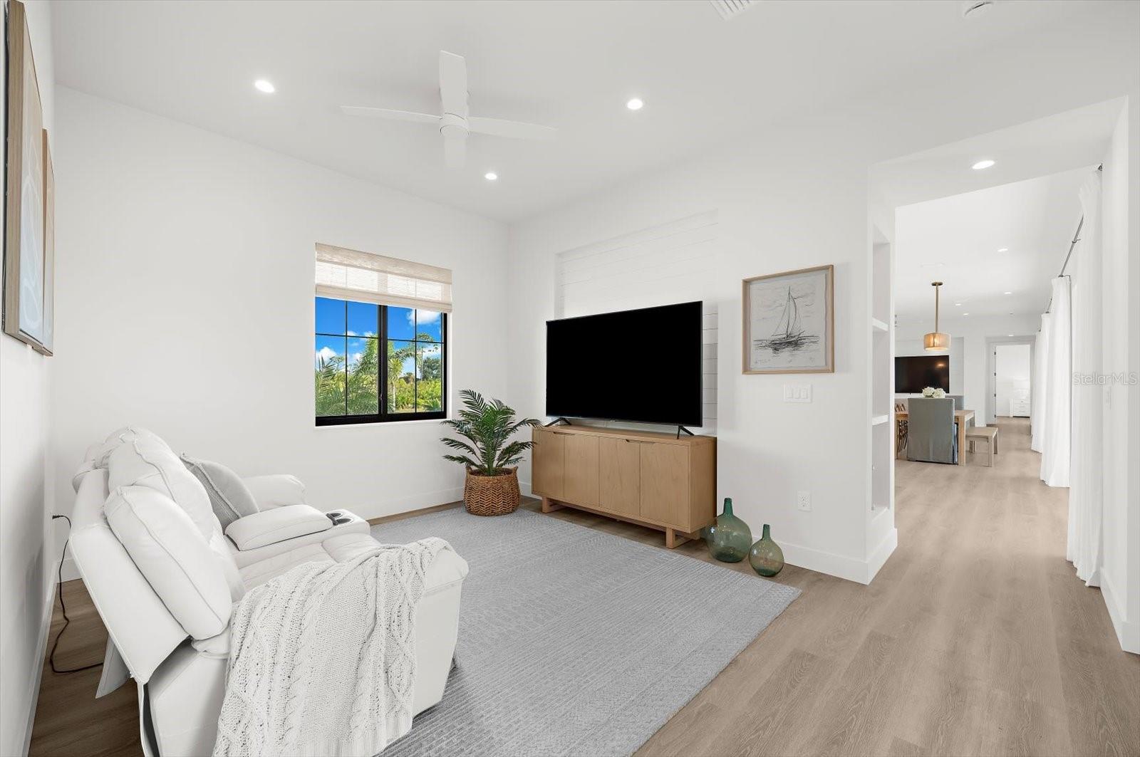 ROTONDA SANDS - Residential