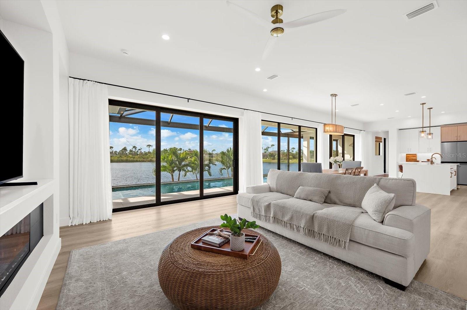 ROTONDA SANDS - Residential