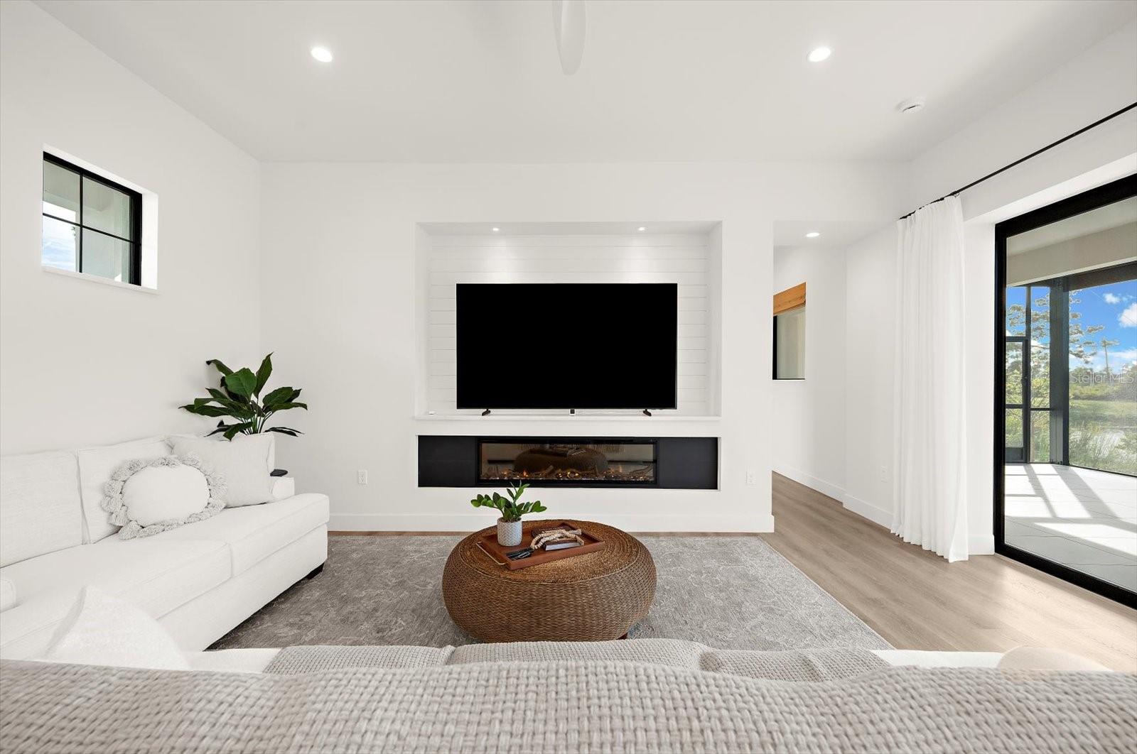 ROTONDA SANDS - Residential