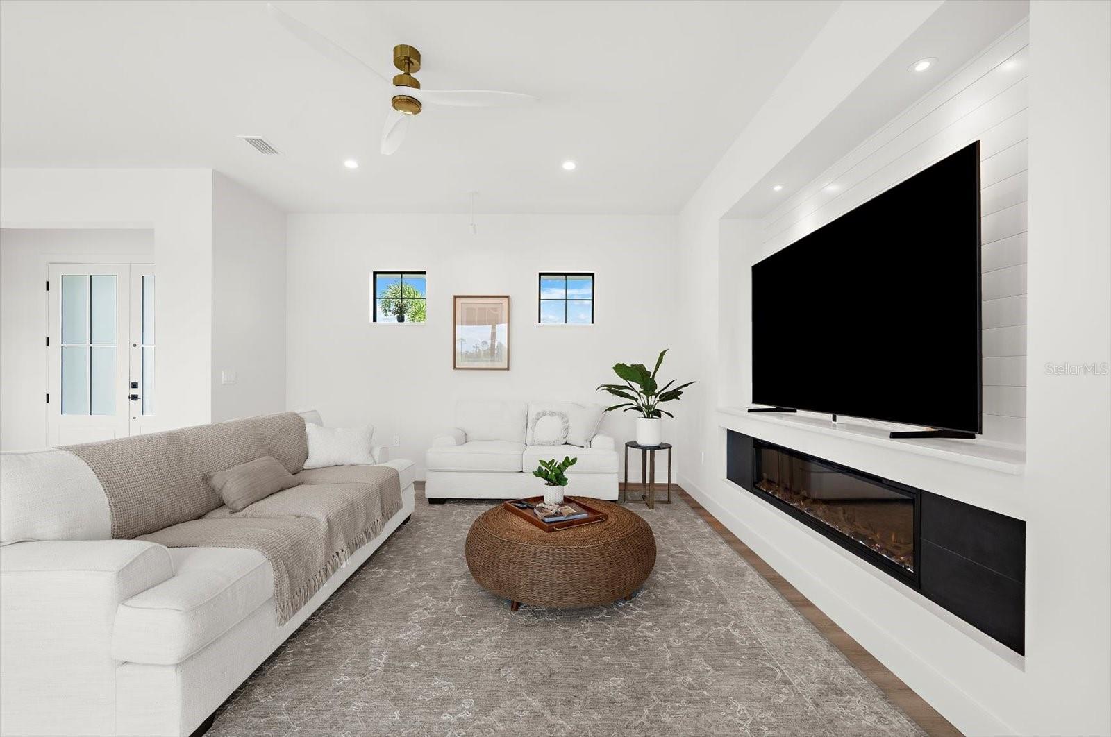 ROTONDA SANDS - Residential