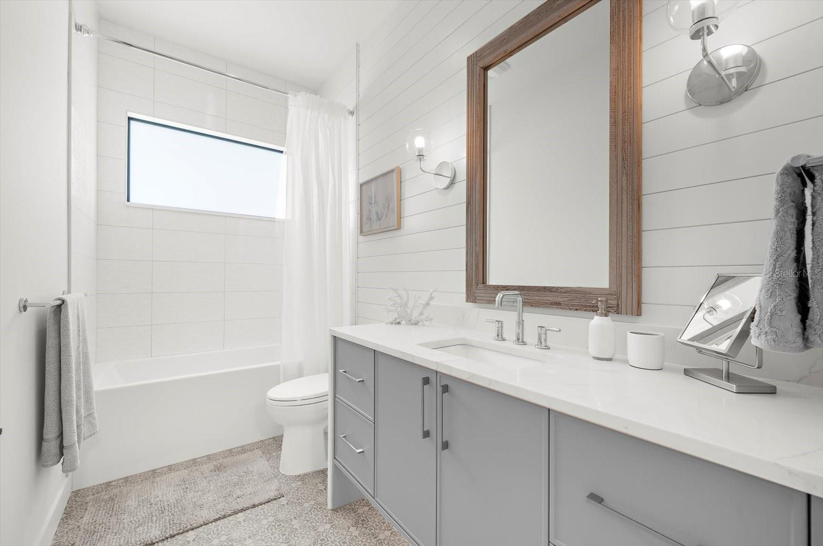 ROTONDA SANDS - Residential