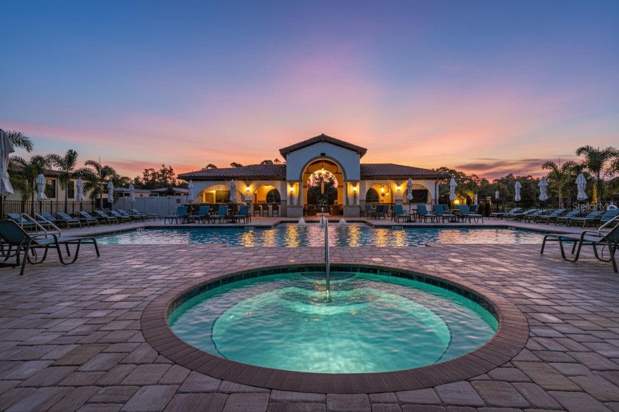 SOLANA COTTAGE RESORT - Residential