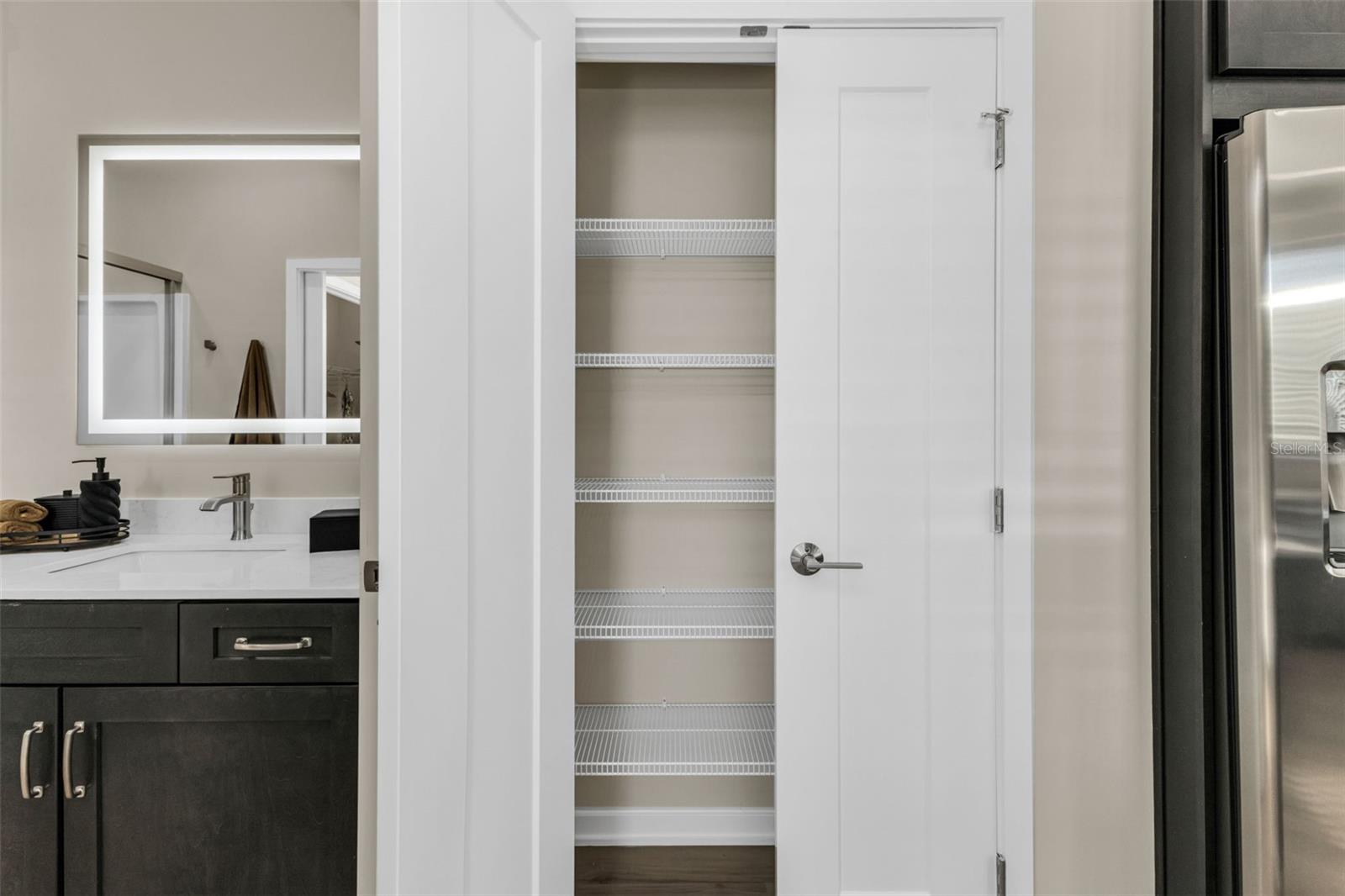 SOLANA COTTAGE RESORT - Residential