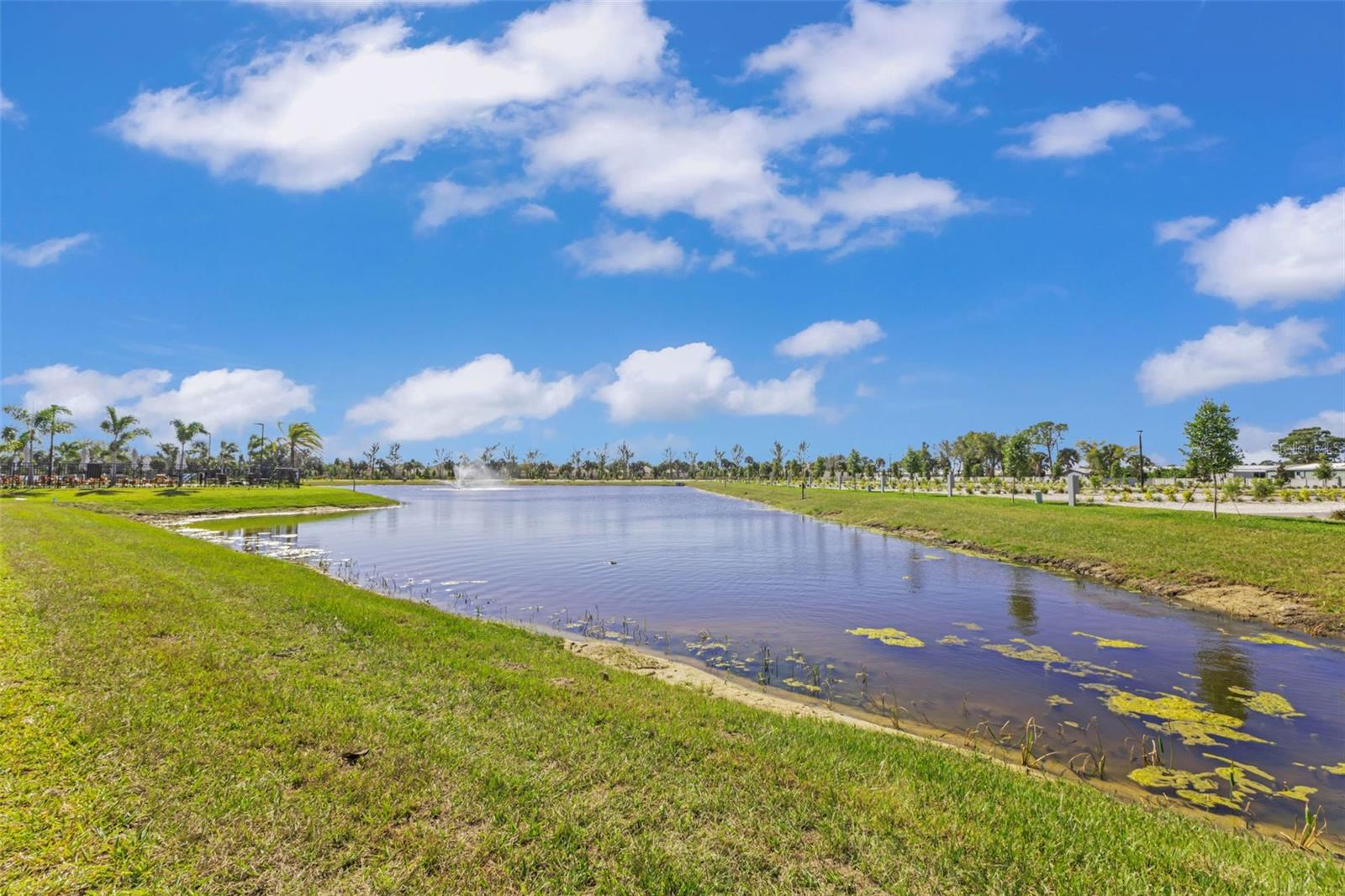 SOLANA COTTAGE RESORT - Residential