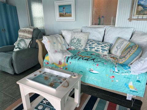 Single Family Residence in INDIAN ROCKS BEACH FL 215 1ST STREET 23.jpg