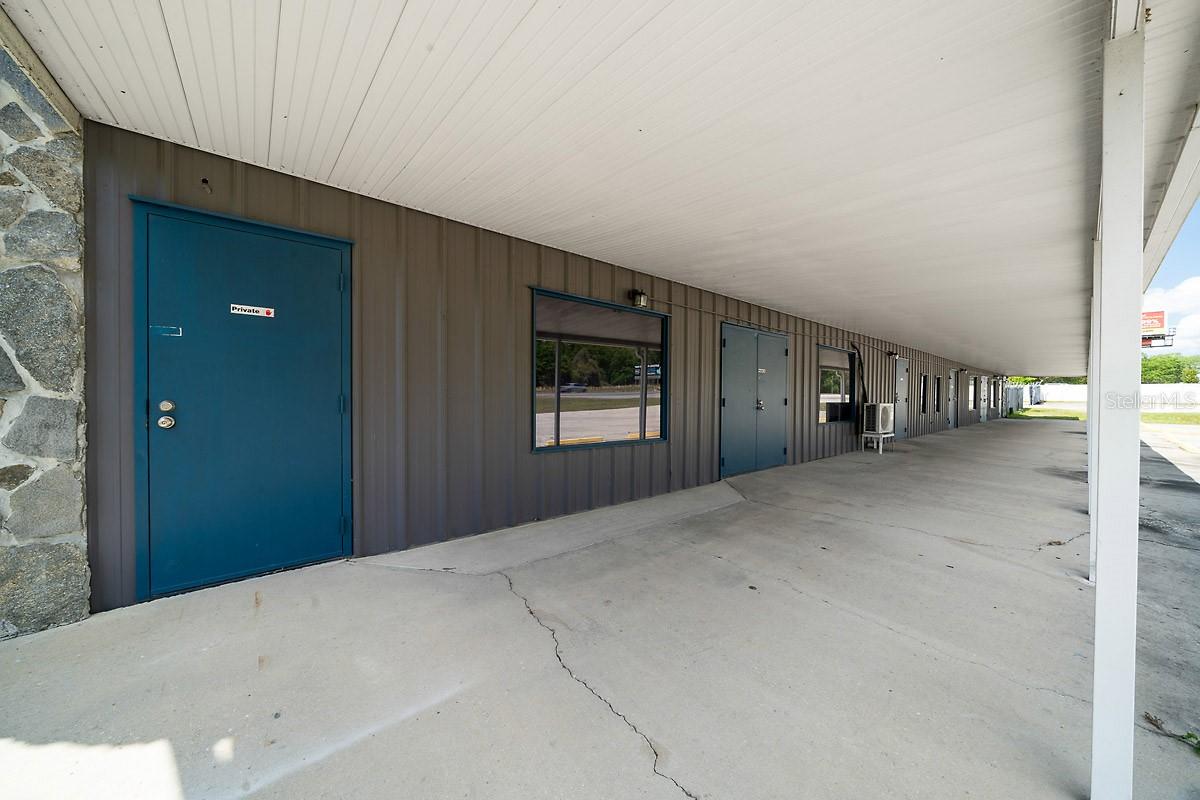 9732 SE US HIGHWAY 441 HIGHWAY