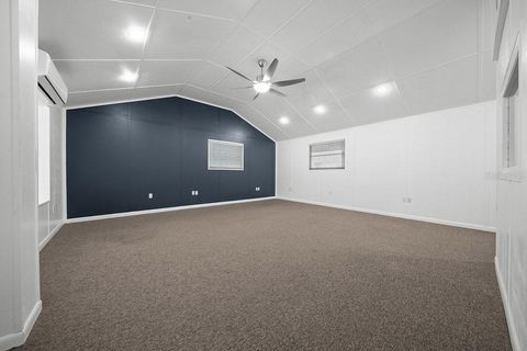 Tiny photo for 9732 SE Us Highway 441 Highway, Belleview, FL 34420 (MLS # OM709834)