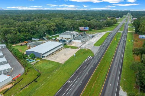 Tiny photo for 9732 SE Us Highway 441 Highway, Belleview, FL 34420 (MLS # OM709834)