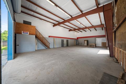 Tiny photo for 9732 SE Us Highway 441 Highway, Belleview, FL 34420 (MLS # OM709834)