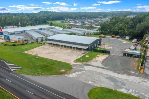 Tiny photo for 9732 SE Us Highway 441 Highway, Belleview, FL 34420 (MLS # OM709834)