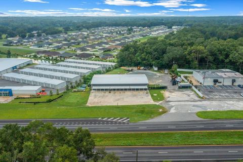 Tiny photo for 9732 SE Us Highway 441 Highway, Belleview, FL 34420 (MLS # OM709834)