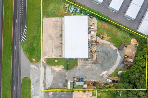 Tiny photo for 9732 SE Us Highway 441 Highway, Belleview, FL 34420 (MLS # OM709834)