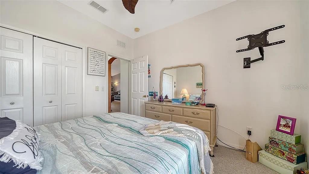 PALMER OAKS PH 1 & 2 - Residential Lease