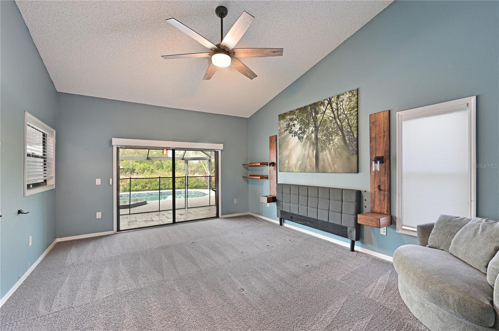 VINTAGE CREEK - Residential