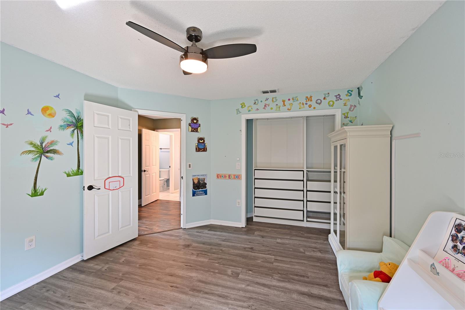 VINTAGE CREEK - Residential