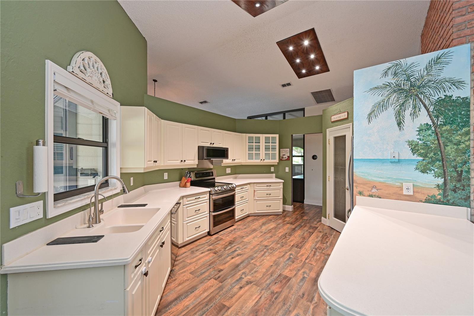 VINTAGE CREEK - Residential