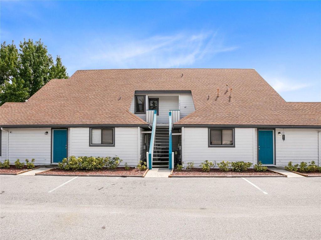 Photo of 3101 Avenue V NW #3117, Winter Haven, FL 33881 (MLS # S5141744)