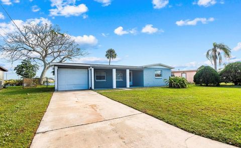 A home in ROCKLEDGE