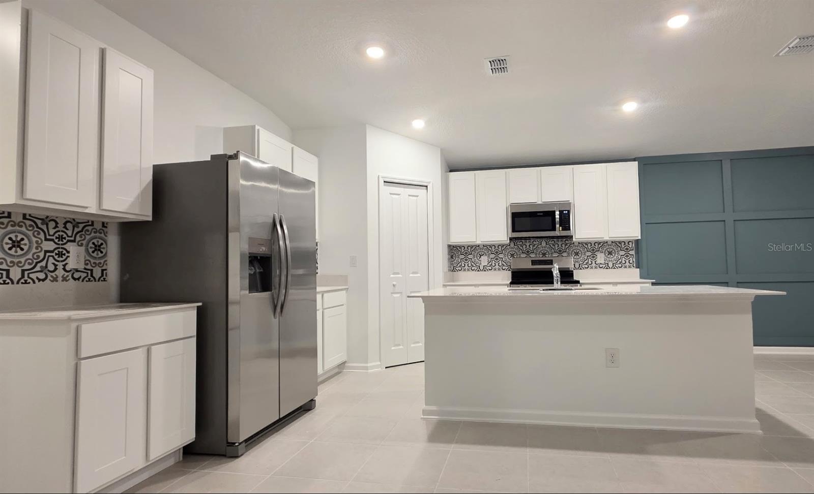 INTEGRATED LPGA PH B - Residential Lease