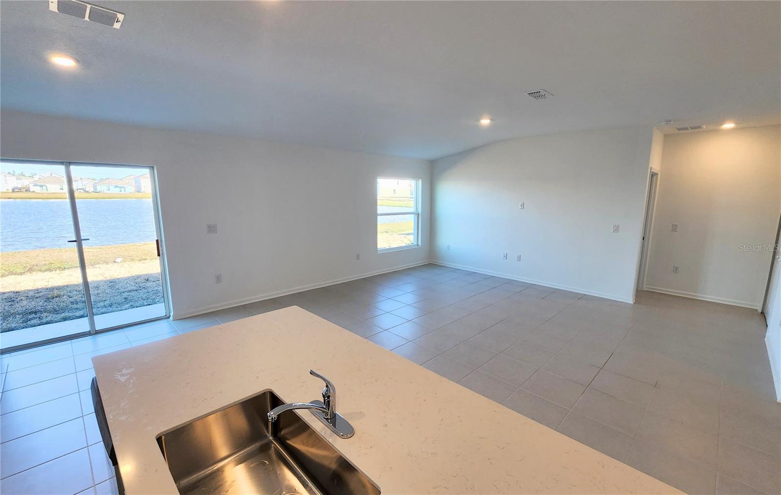 INTEGRATED LPGA PH B - Residential Lease