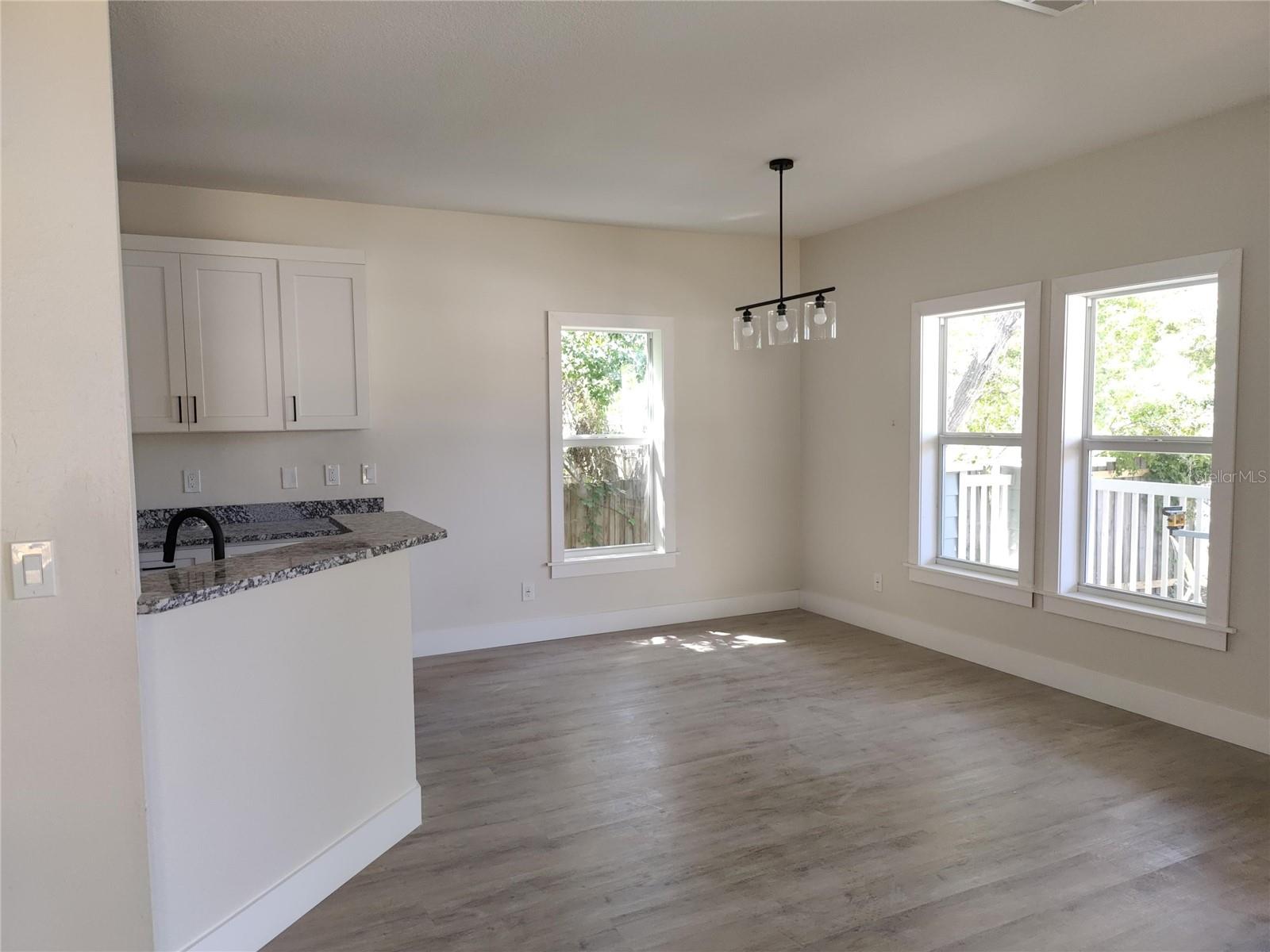 1537 PALMETTO STREET