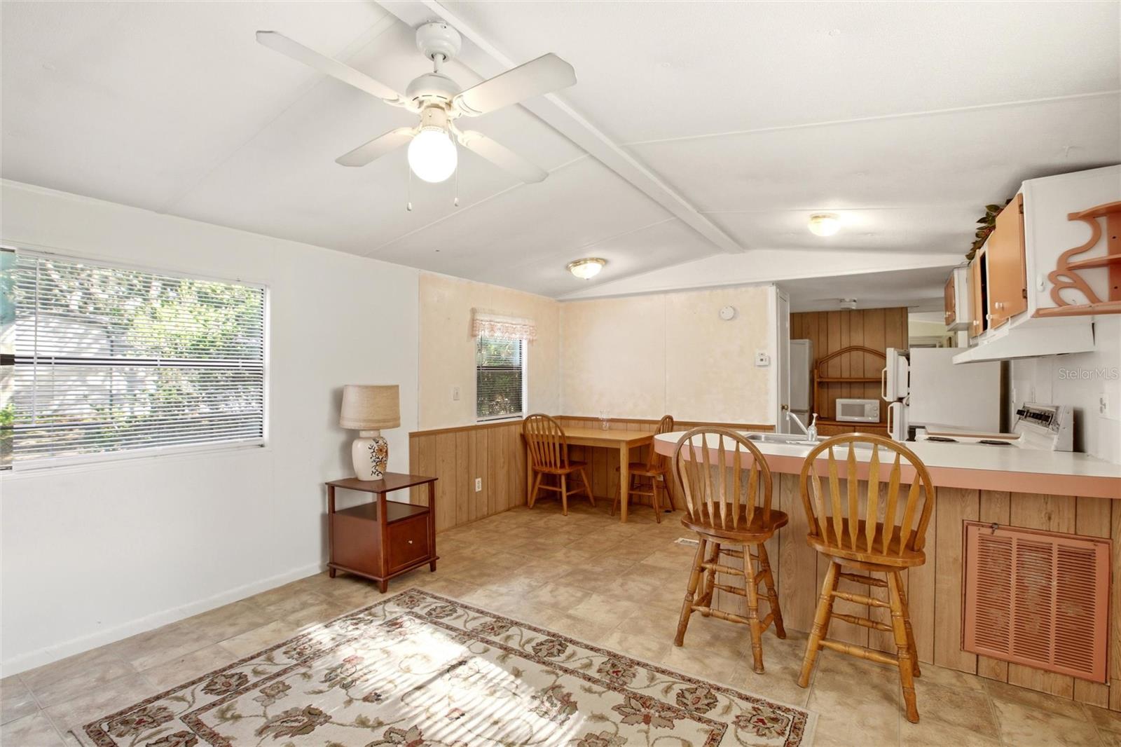 TIOTIE BEACH ESTATES - Residential