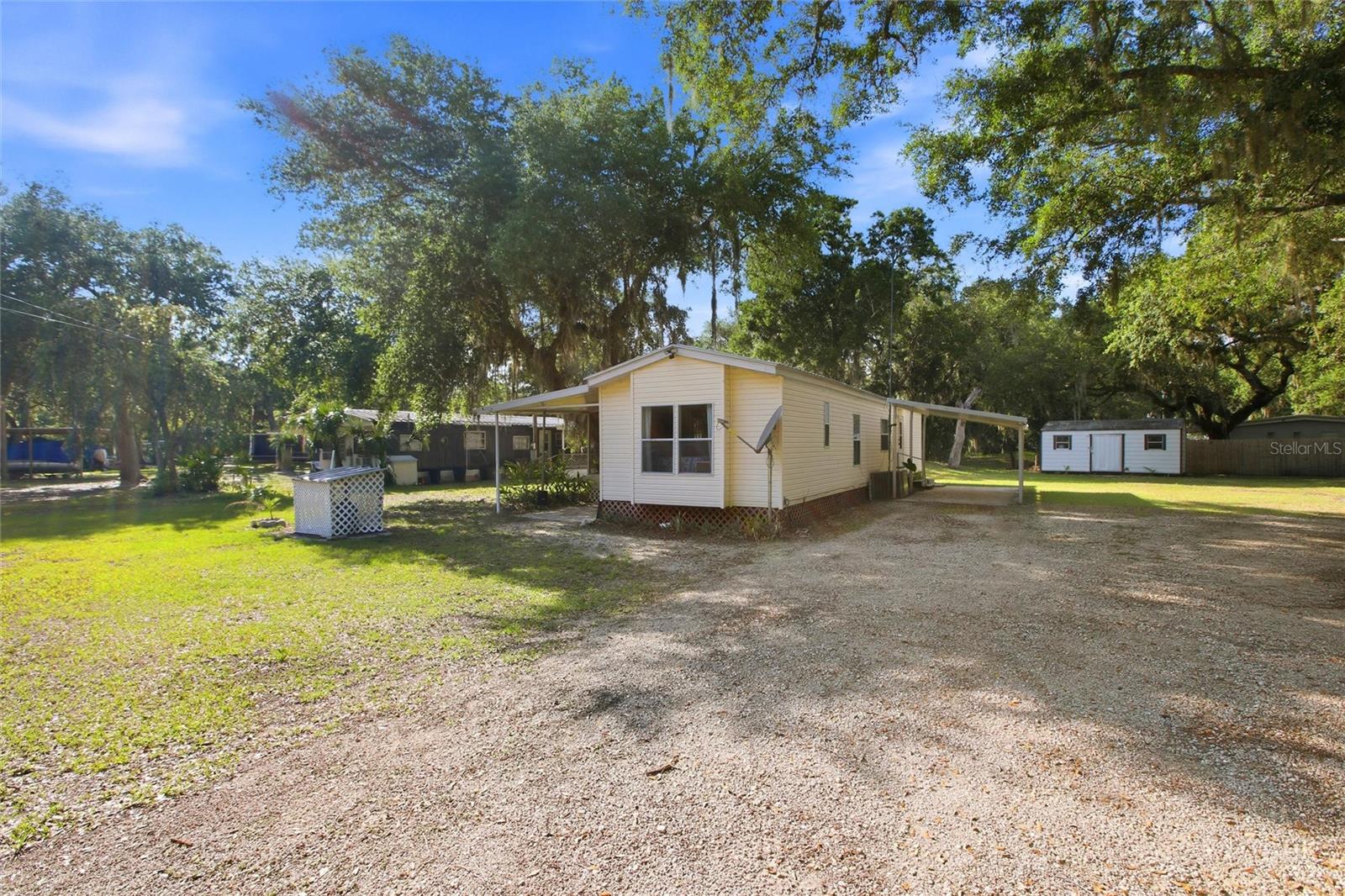 TIOTIE BEACH ESTATES - Residential