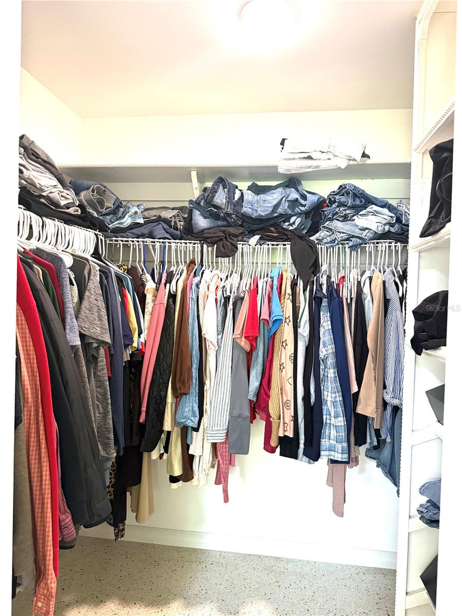 ROLANDO - Residential