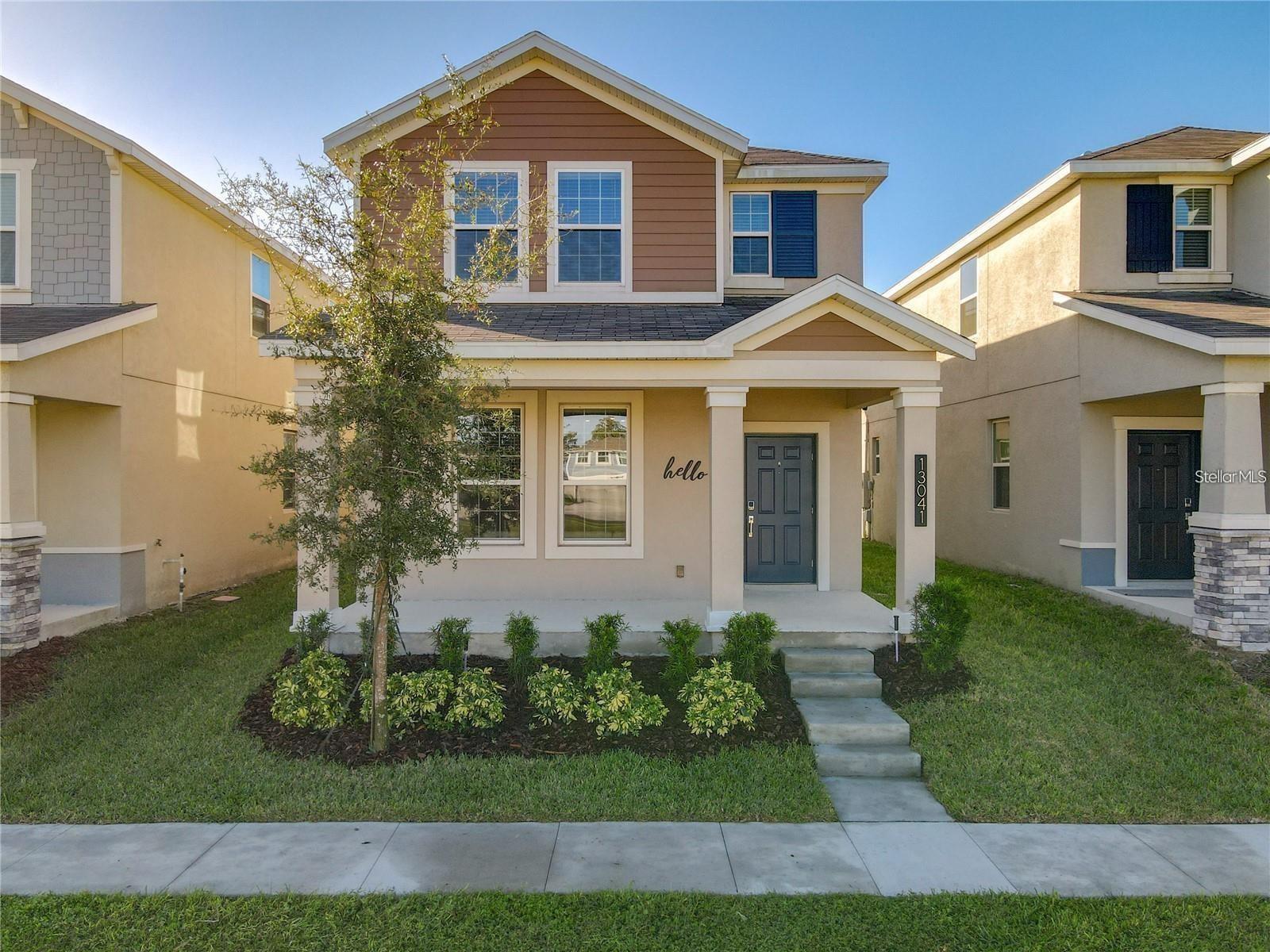 This extraordinary residence is located in the charming Storey Grove neighborhood and is available for rent. Nearly new, the property has been meticulously maintained by the current owners and boasts high-end finishes and upgrades.
Highlights include a complete home automation system, energy-efficient solar panels, and a family-friendly community with complete amenities, including a resort-style pool, dog park, gym, walking trails, playground, and much more.
As you approach the entrance, a spacious balcony welcomes you with a charming view of the open field beyond.
The living, dining, and kitchen areas feature tile floors and a stunning open-concept layout, replete with upgrades. The kitchen impresses with a large center island, sleek 42-inch cabinets, quartz countertops, a practical breakfast nook, and stainless steel appliances.
The master bedroom, with its clever layout, is spacious and includes a generous walk-in closet, as well as a spectacular bathroom with double sinks and quartz countertops. The additional bedrooms are also spacious, ideal for comfortably accommodating family or guests.
In the backyard, a fully paved deck provides the perfect space for family leisure time or entertaining friends in comfort and style.
Don't miss the chance to see this beautiful home—schedule your visit now, as this opportunity won't be available for long!