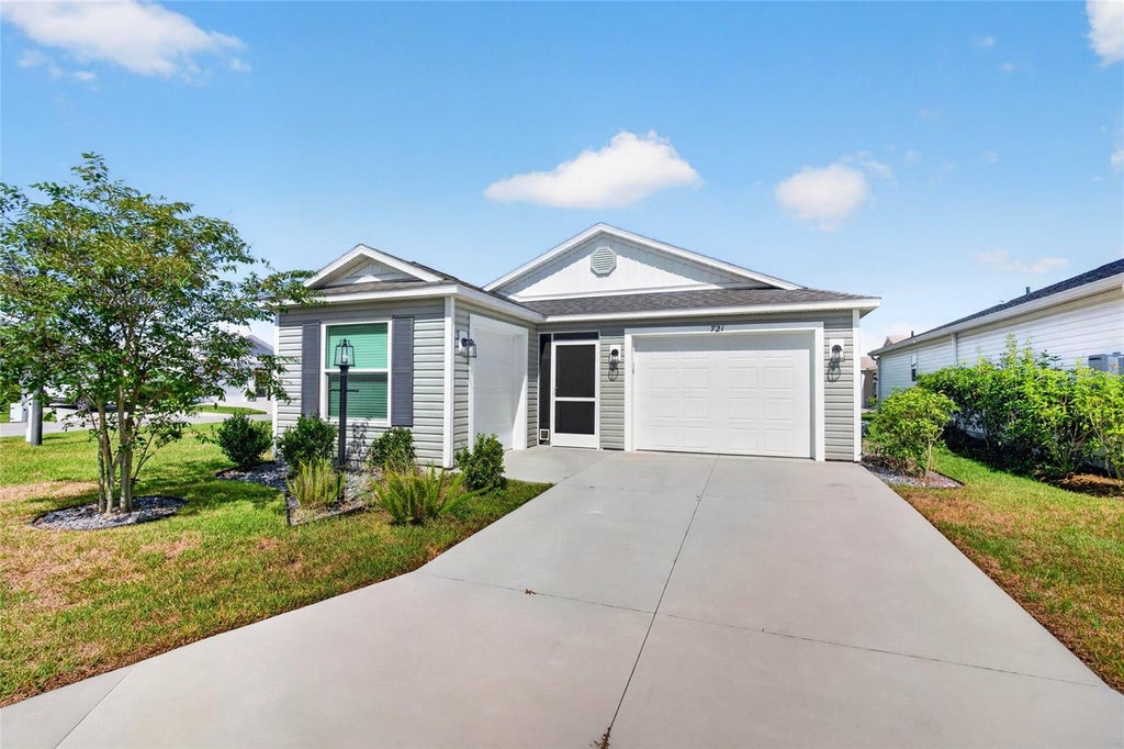 Photo of 721 Joseph Way, The Villages, FL 34762 (MLS # FC322139)