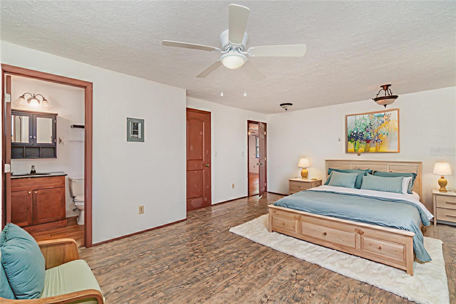 LOVEJOY PARK - Residential